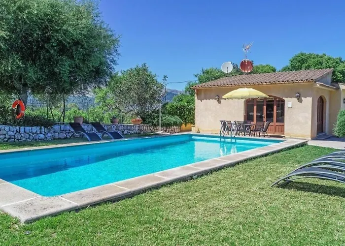 Nettes Ferienhaus In Pollenca Mit Privatem Pool