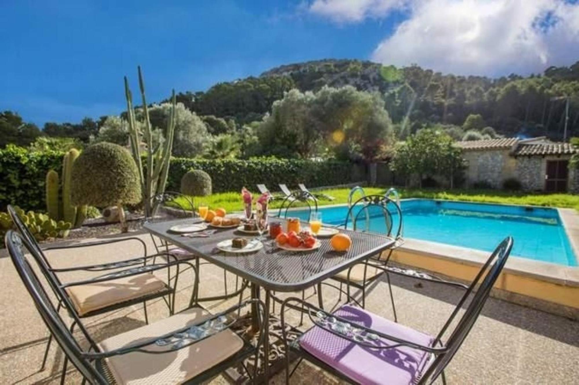 Nettes In Mit Privatem Pool Ferienhaus